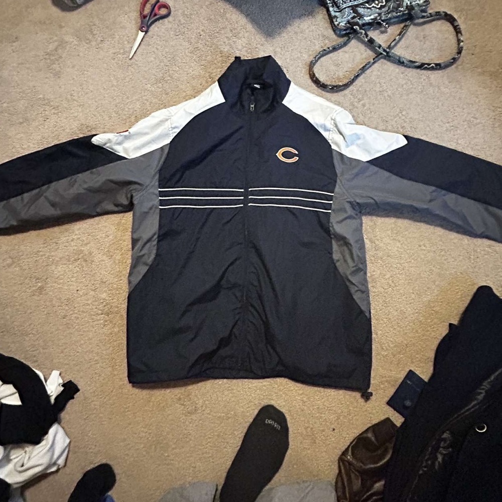 VINTAGE chicago bears windbreaker jacket